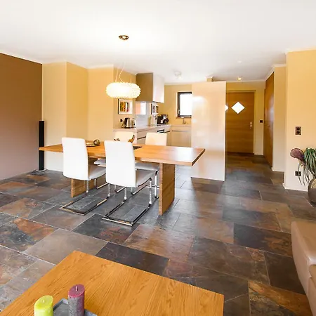Apartment Residenza Giardino By Interhome