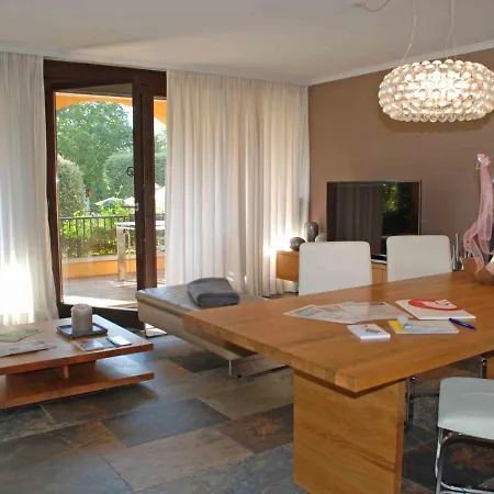 Residenza Giardino By Interhome