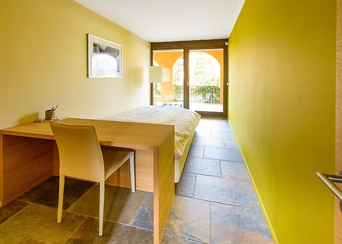 Apartamento Giardino By Interhome *