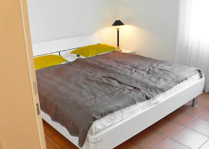 Giardino By Interhome אסקונה